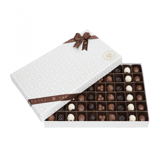 White Box Karışık Çikolata Kutusu Büyük Boy 800g
